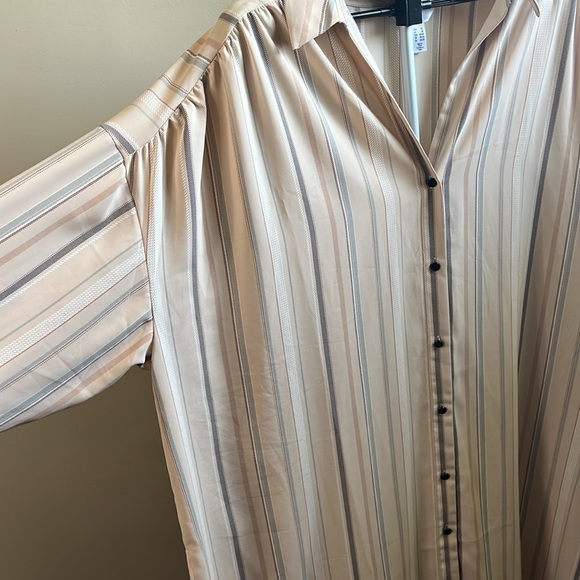 Like new- 3x Addition Elle side slit tunic top *oversized fit* - Picture 14 of 14